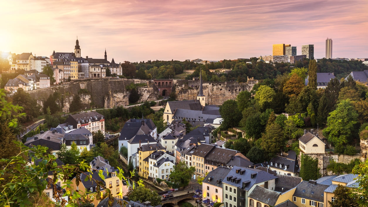 Luxembourg：The Tiny Nation Attracting Tourists with Medieval Castles