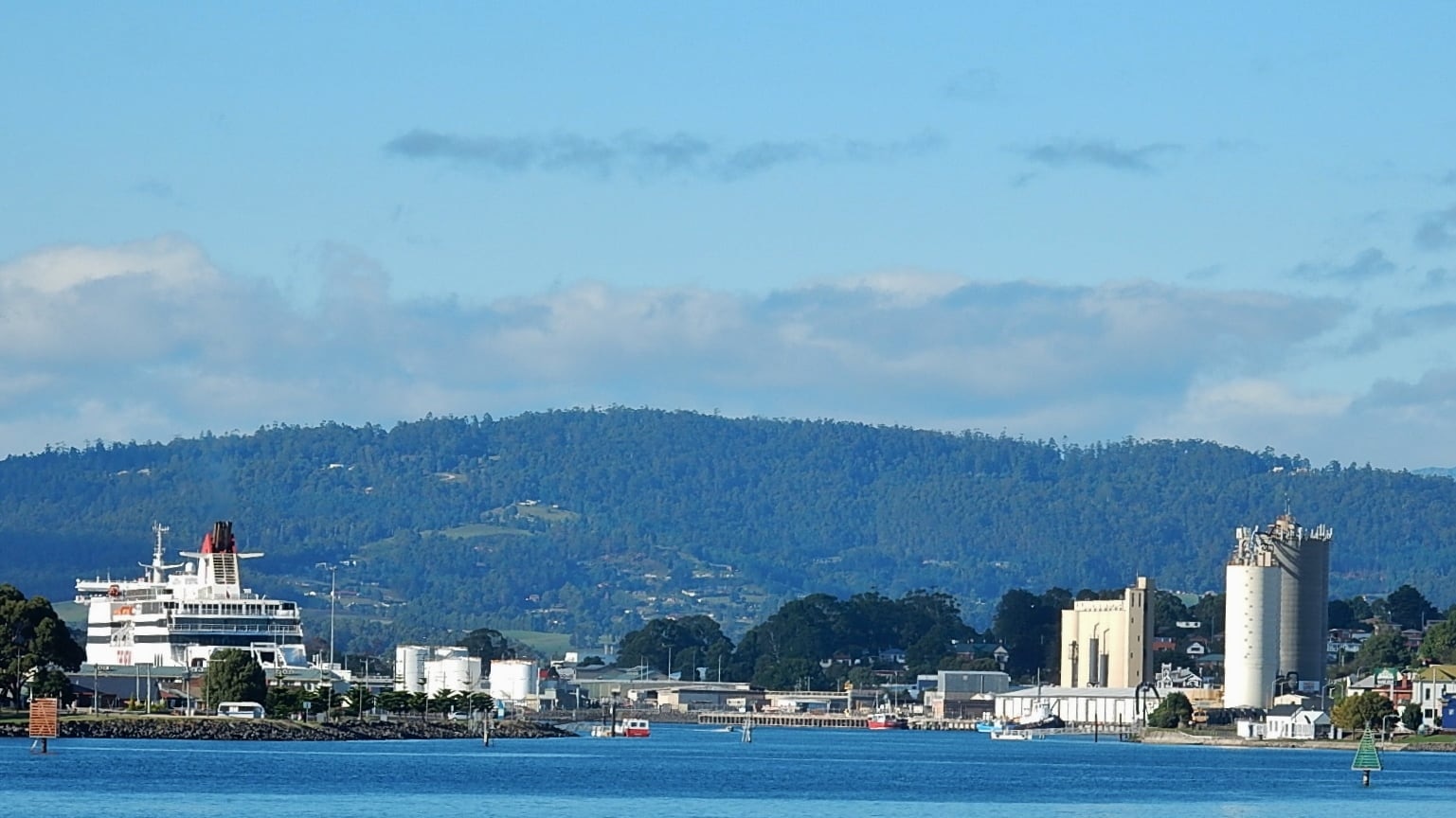 Devonport：The Gateway to the Apple of Isle, Tasmania