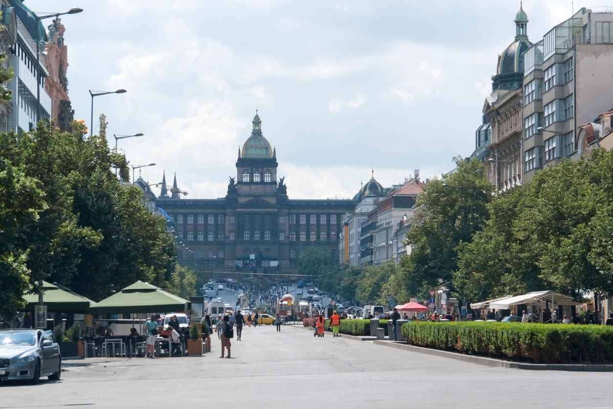 Î‘Ï€Î¿Ï„Î­Î»ÎµÏƒÎ¼Î± ÎµÎ¹ÎºÏŒÎ½Î±Ï‚ Î³Î¹Î± Czech Republicâ€™s lively capital city, Prague attracts nearly 8 million tourists last year