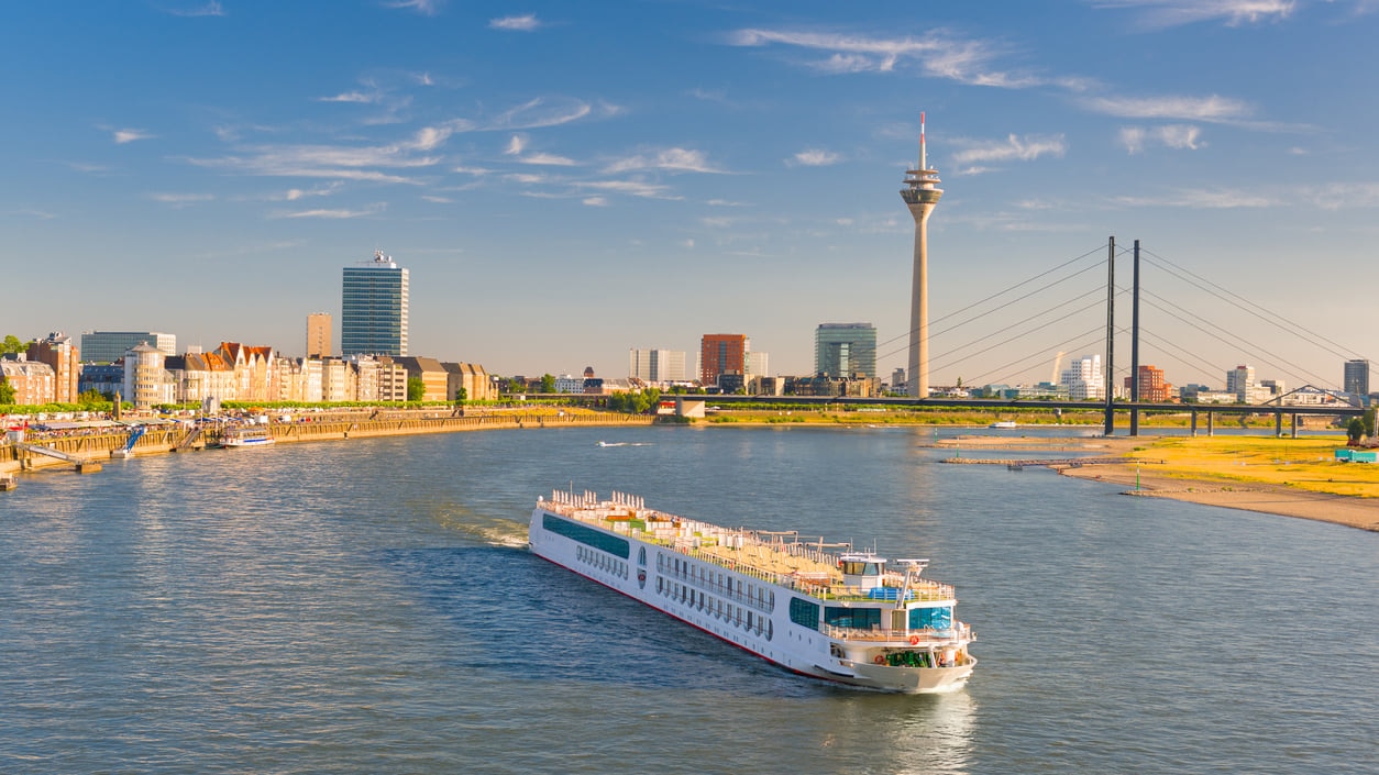 9 Incredible Things to Do in Dusseldorf, Germany