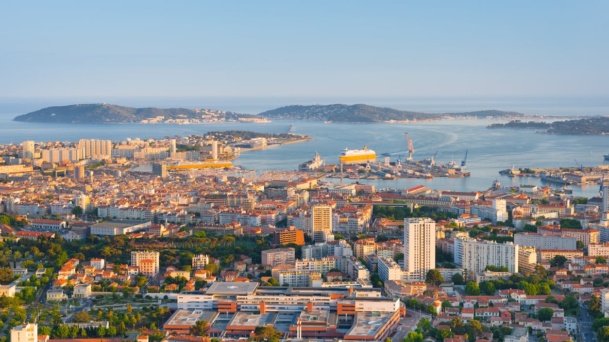 Toulon : A Gorgeous Sightseeing Destination Popular as the Port City