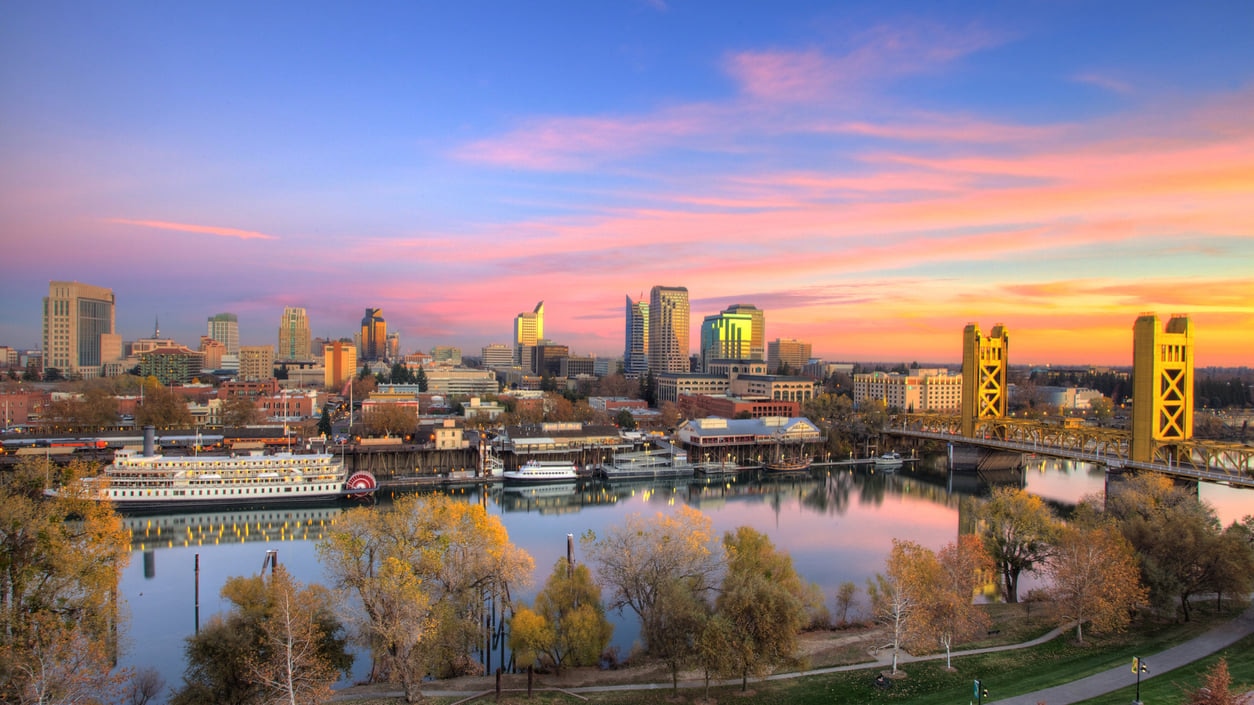 Sacramento : Once a Cow Town that Is Now a Sprawling Urbanized City