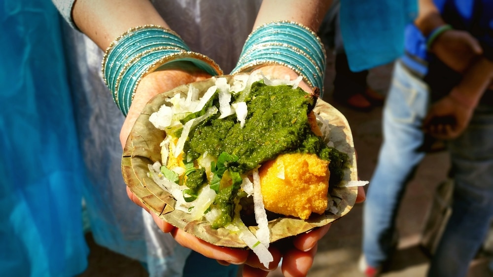 10 Essential Street Foods To Try When Traveling In India