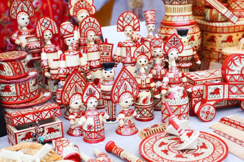 Heading to Russia? Here Are the Perfect Souvenirs to Bring Back