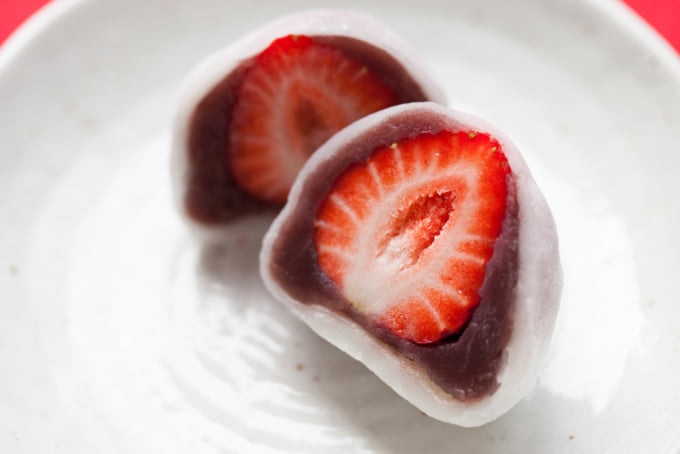 Ichigo Daifuku, mochi filled with strawberries