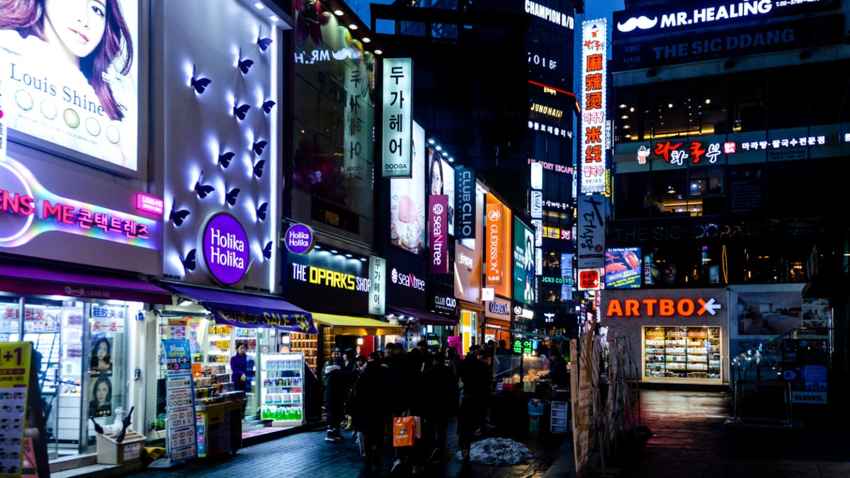 The Top 5 Shopping Spots in Myeongdong and Dongdaemun, Seoul