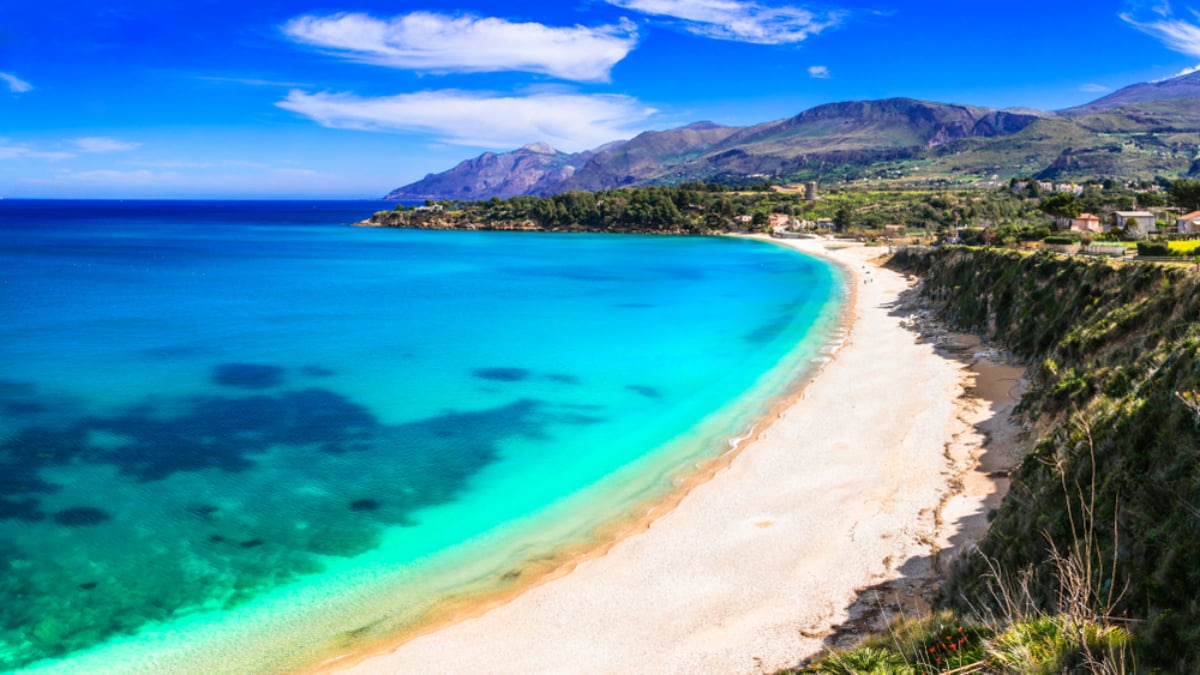 8 Stunning Italian Islands to Visit