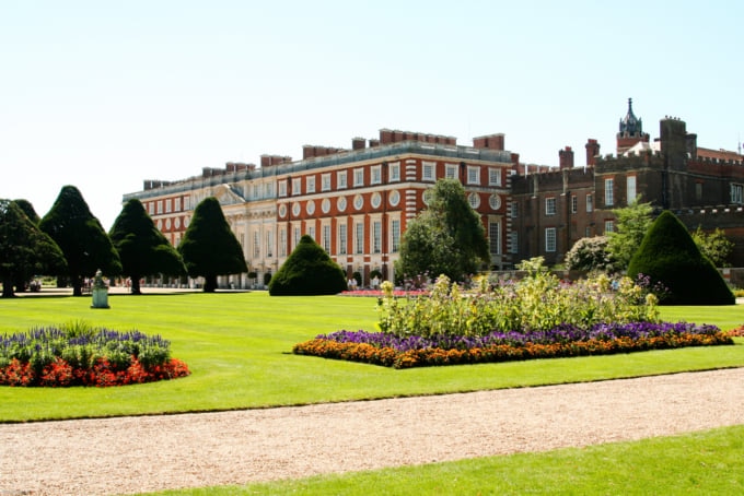 Hampton Court Palace London