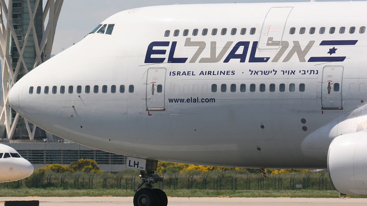 El Al Becomes First Airline to Vaccinate All Staff