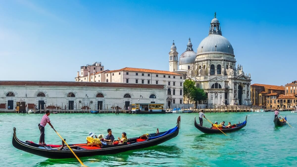 20 recommended sightseeing spots in Italy