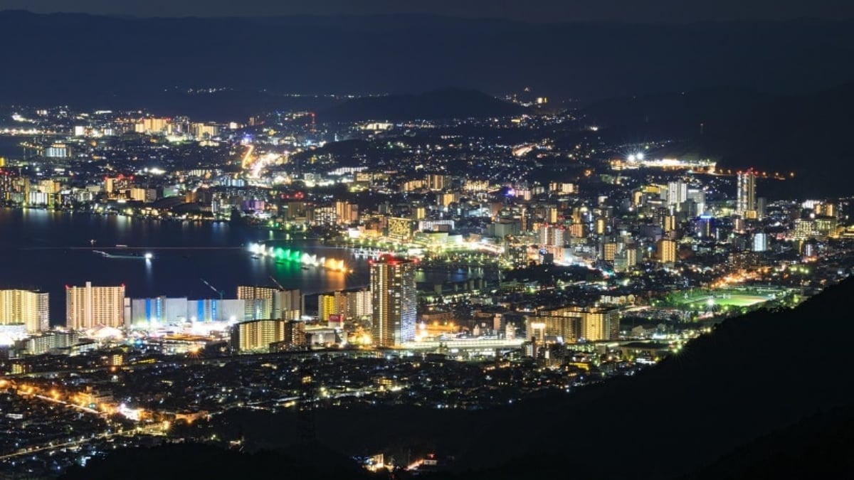 From Drive Dates to Breathtaking Views! Spots in Shiga Prefecture Known for Beautiful Nightscapes