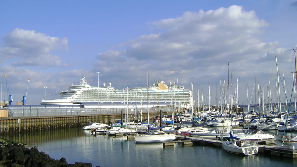 Top 5 Recommended Tourist Attractions in Southampton, a Port City in Southern England