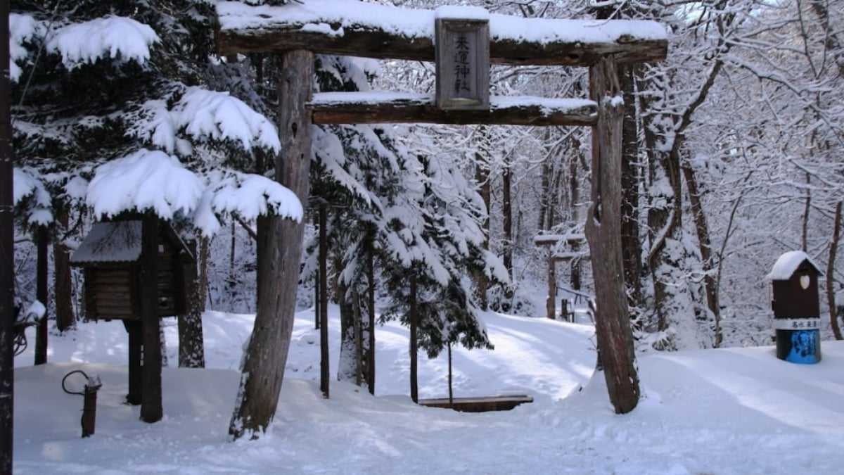 Raiun Shrine in Shari, Shiretoko: The Ultimate Ainu Sacred Site and Power Spot of Eastern Hokkaido