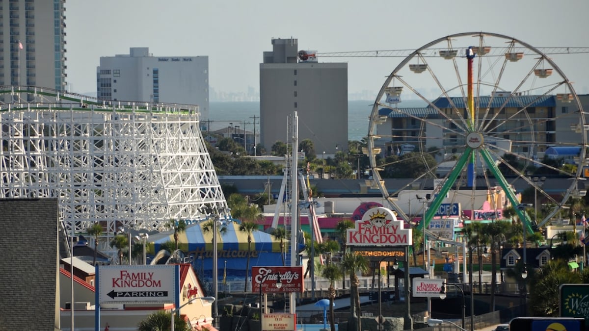 Top 5 Must-Visit Attractions in Myrtle Beach: A Relaxing Atlantic Beach Resort!