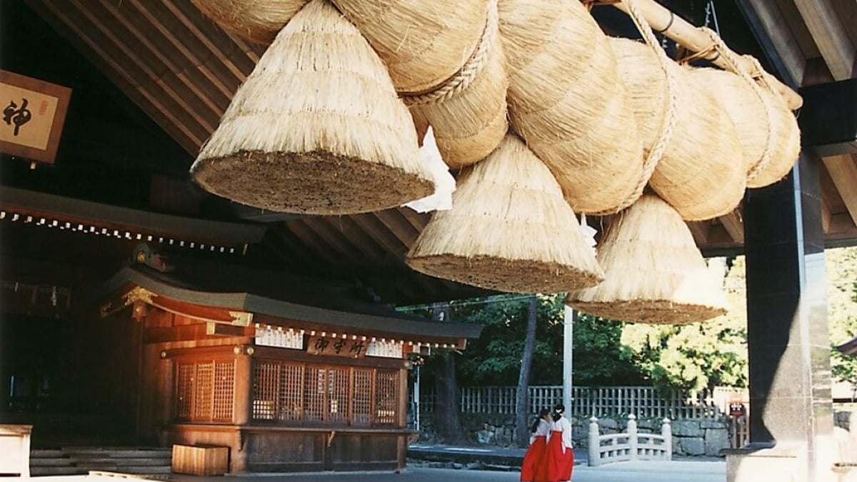 If you’re a couple looking to tie the knot, this is the place to be! Here are 5 date spots in Shimane that will help you forge lasting bonds.