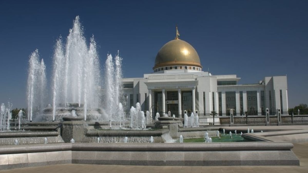 A Must-See Light Show! Top Tourist Attractions in Ashgabat, Turkmenistan