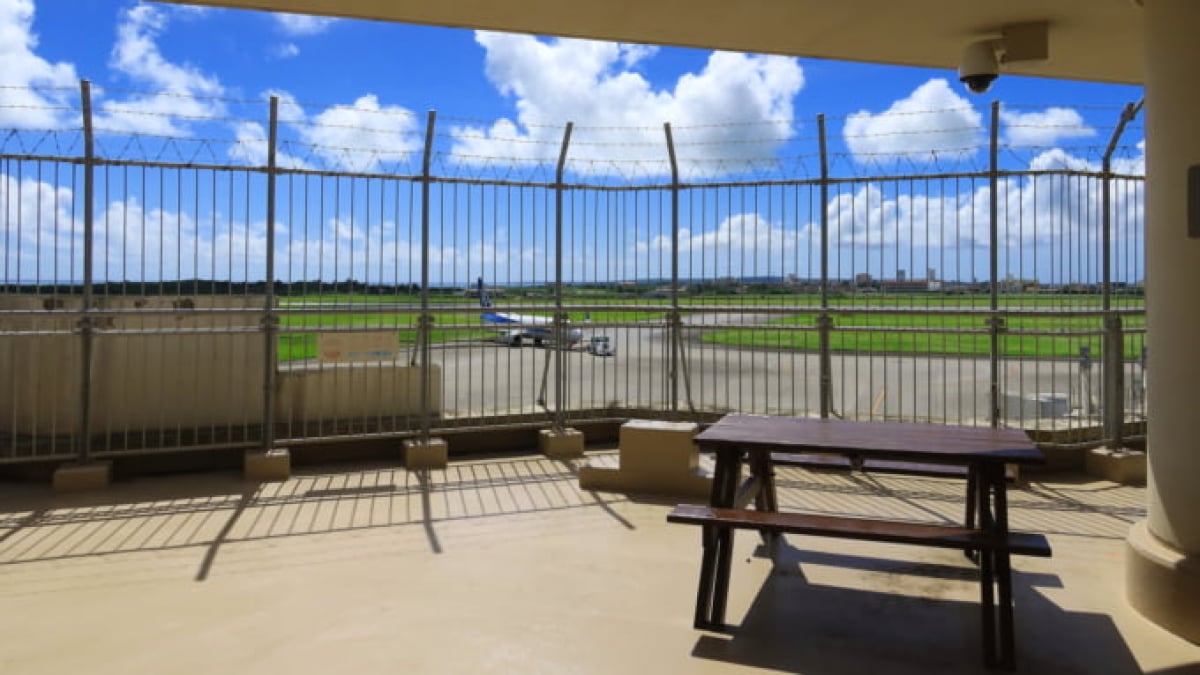 Killing time at Miyako Airport! Restaurant and souvenir shop information
