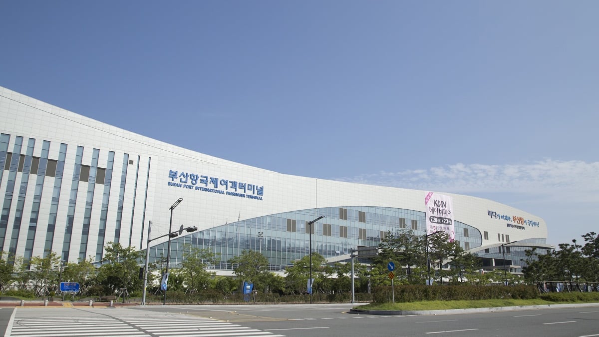 What is Busan Port International Passenger Terminal?  An Introduction to the Terminal’s Facilities and How to Access Busan Station ♪