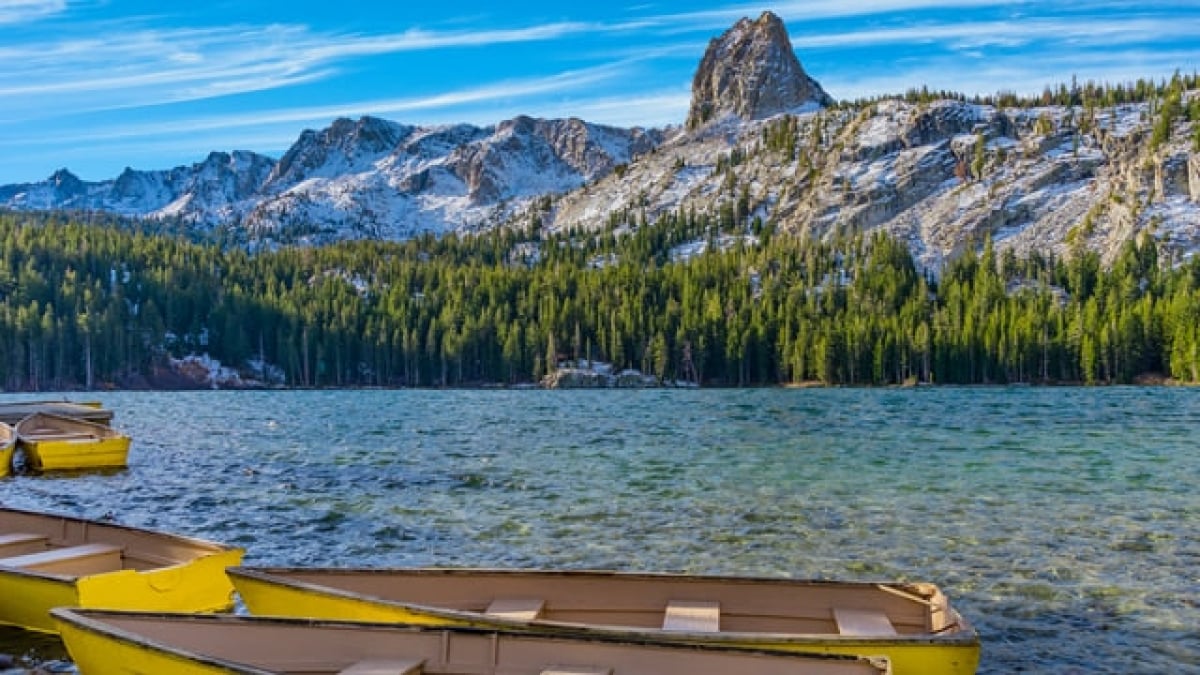 Four Tourist Spots Born from the Majestic Nature That Mammoth Lakes Boasts!
