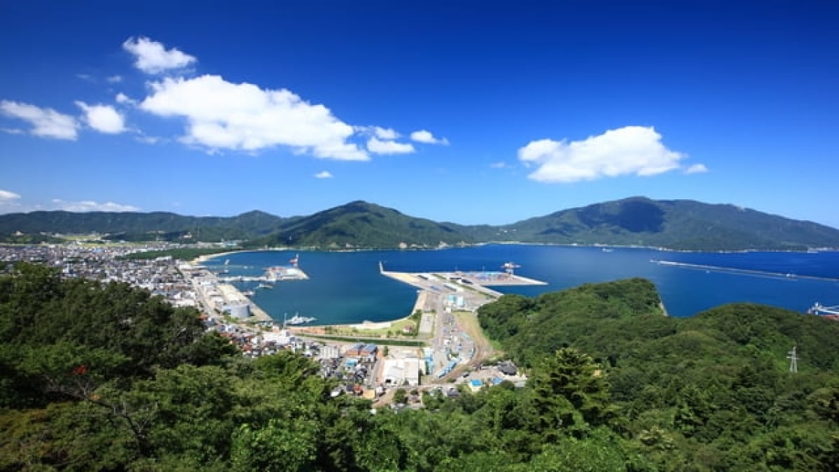 8 Must-See Tourist Spots in Tsuruga – Discover Breathtaking Beaches and Historic Landmarks