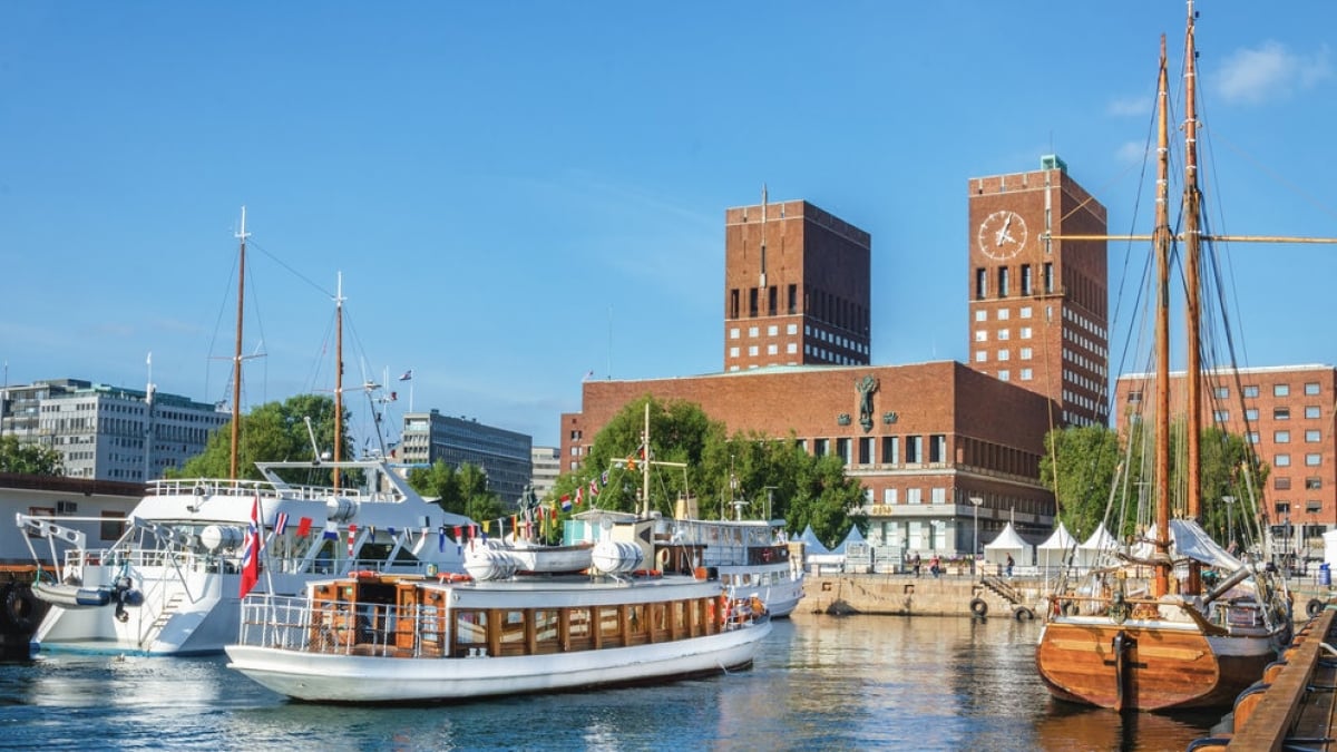 From Nordic Sweaters to Edvard Munch’s “The Scream” Souvenirs: 4 Must-Buy Items in Oslo