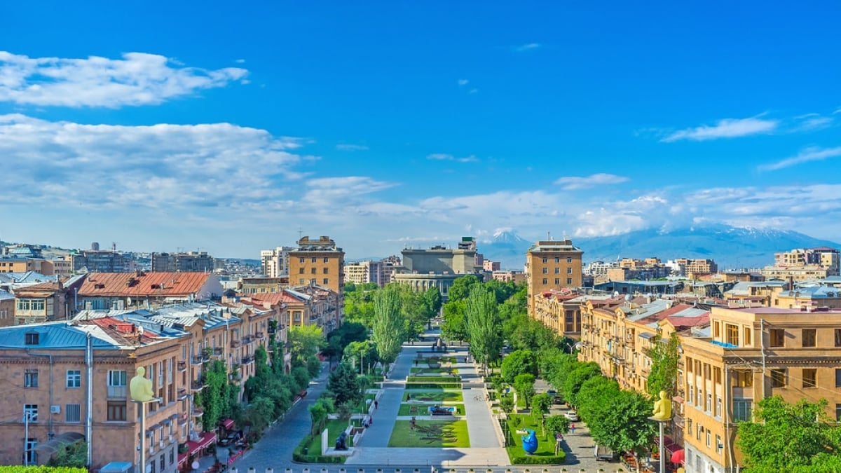 8 Must-See Tourist Spots in Yerevan, the Historic City of Armenia!