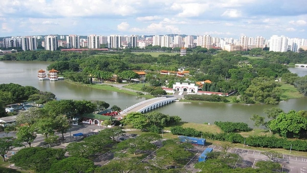 Here are 4 must-visit attractions—including museums—in Jurong, Singapore