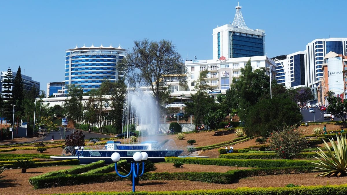 [Rwanda Safety] Is the Capital Kigali a Clean and Safe City with Not a Single Piece of Trash?