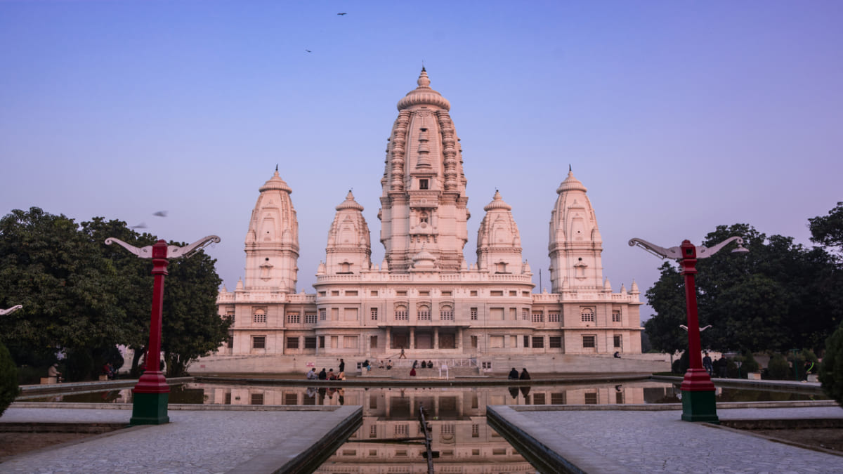 The Hidden Megacity of Northern India | Tourist Spots in Kanpur!