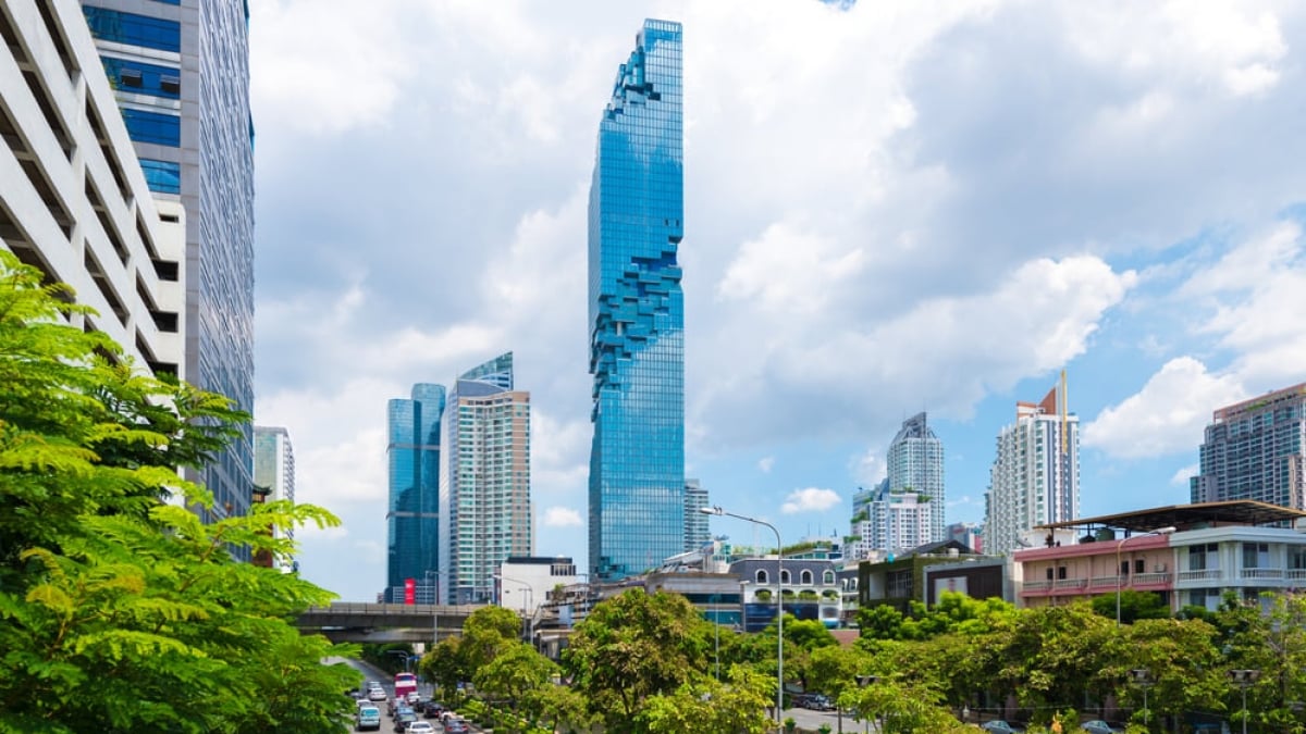 4 Recommended Shopping Spots in Silom, Bangkok – The Popular Area of Bangkok