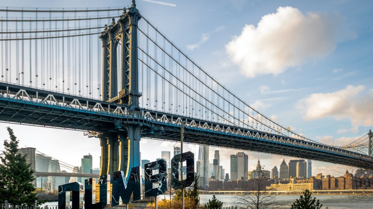 3 Recommended Tourist Spots in DUMBO, Brooklyn – A Hub of Artistic Expression