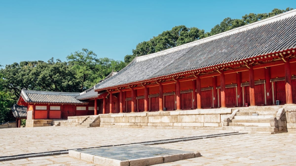 A Sacred World Heritage in Seoul! The Royal Ancestral Shrine Where the Kings and Queens of the Joseon Dynasty Rest