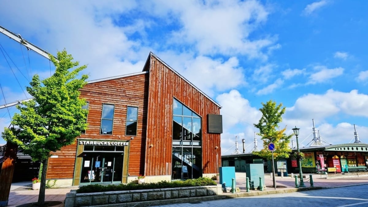 18 Recommended Starbucks in Hokkaido! Enjoy the Stylish Atmosphere