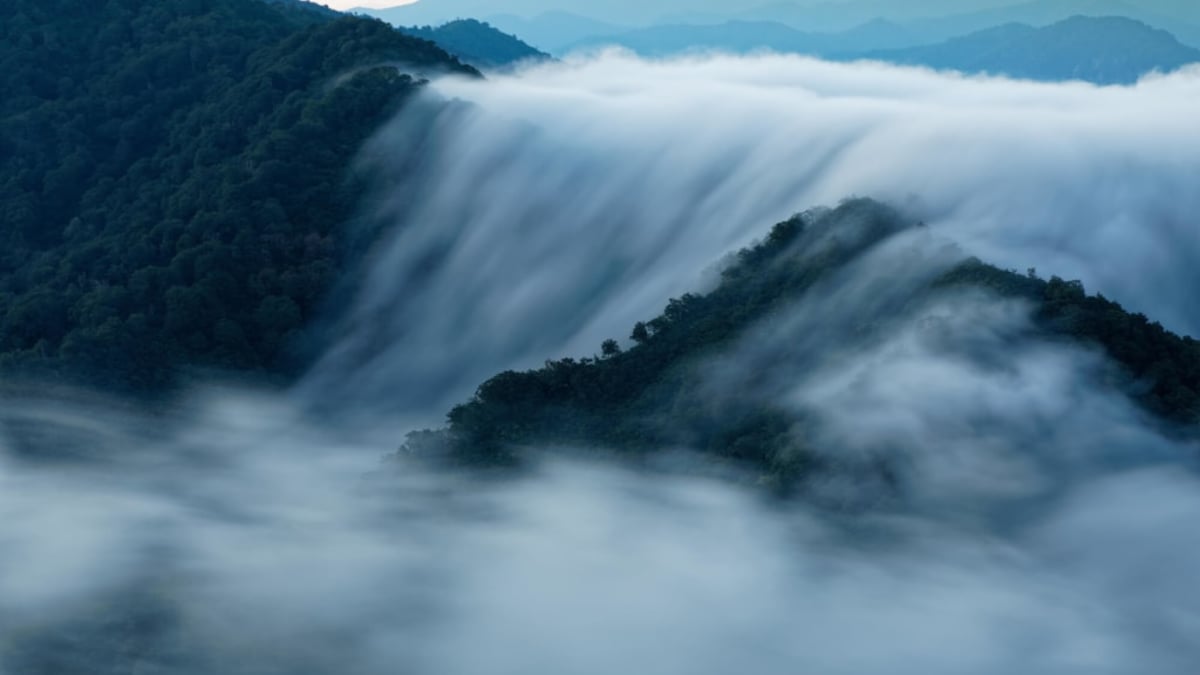 Tourist information for Shiori Pass｜What is the Illusory Spectacle “Taki-gumo” (Waterfall Clouds)?
