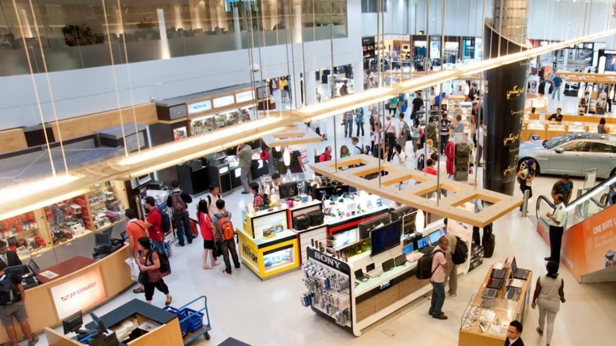 Available at Narita (Terminals 1, 2, 3), Haneda (Terminals 2 and 3), Nagoya/Chubu, Kansai, and Fukuoka Airports