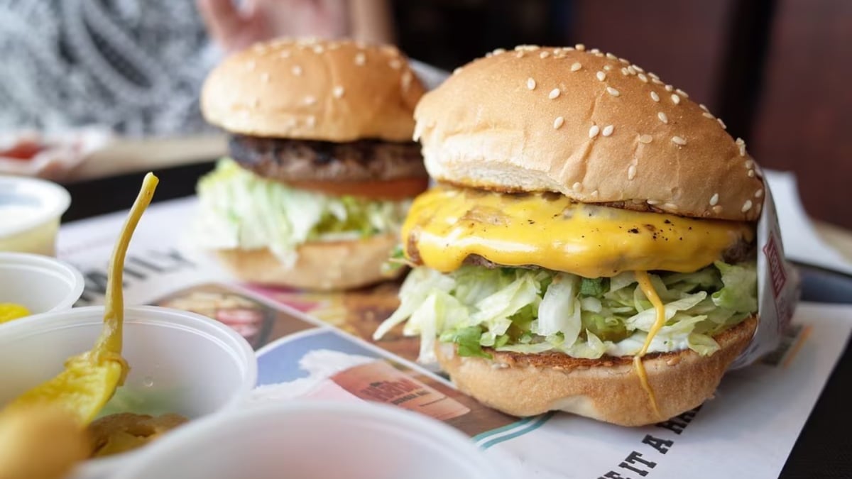 4 Popular and Affordable Lunch Spots in Long Beach, Los Angeles!