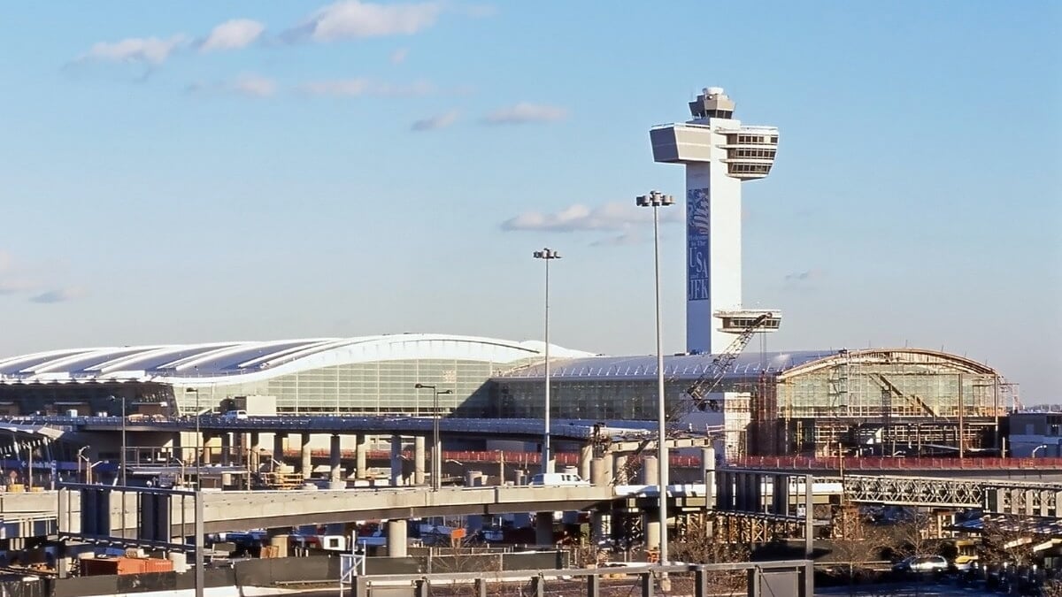 How to get from John F. Kennedy Airport (JFK) to Manhattan
