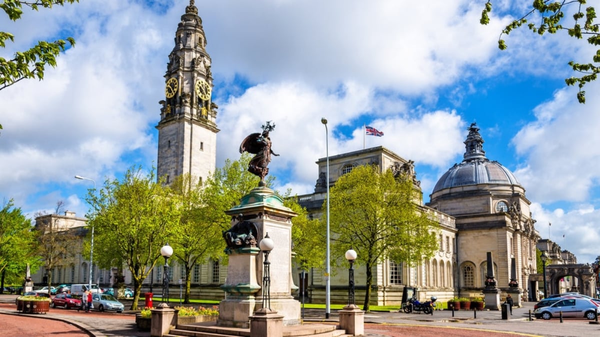 Introducing souvenirs you’ll want to buy in Cardiff, Wales, UK!