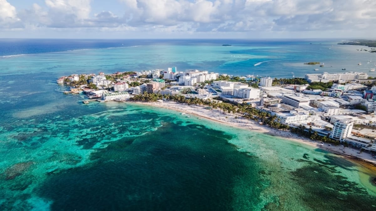 A Paradise Floating in the Caribbean!! Must-See Tourist Spots of San Andrés Island
