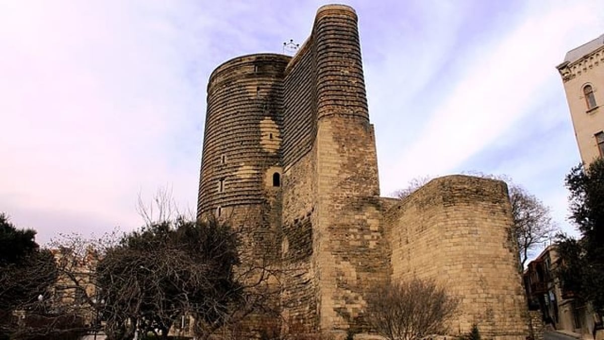 World Heritage Sites of the Caspian Sea! The Walled City of Baku, the Palace of the Shirvanshahs, and the Maiden Tower