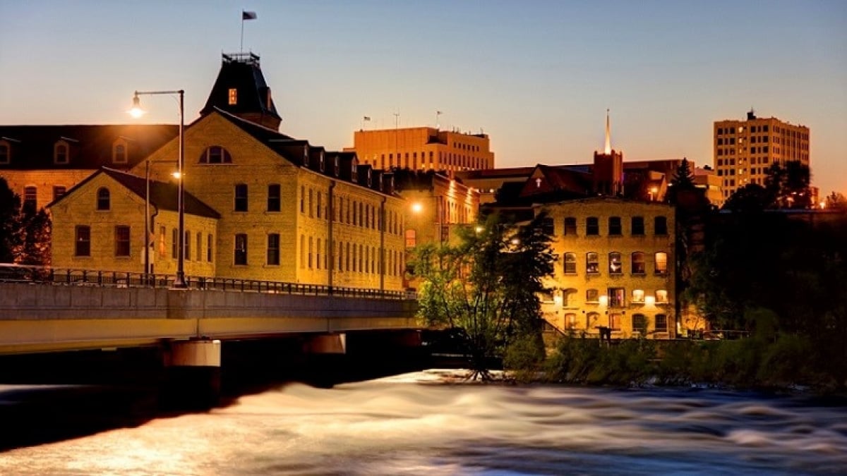 4 Tourist Attractions in the Lake Town of Appleton, Blessed by Lake Michigan!