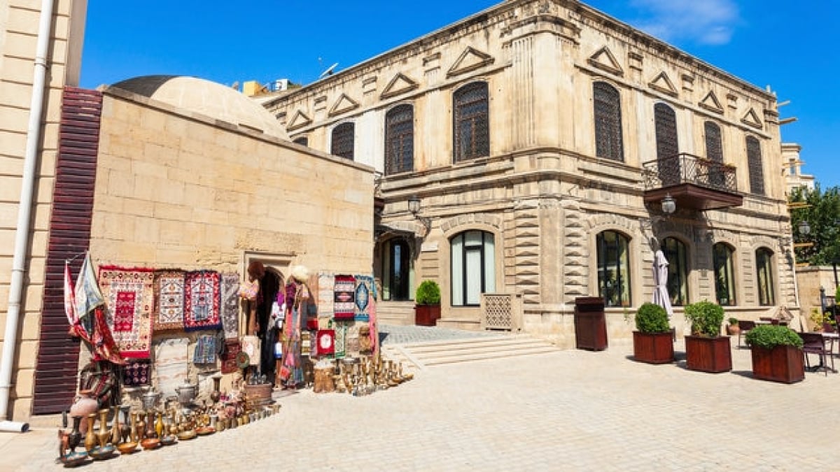 What’s recommended? Introducing two souvenirs from Azerbaijan!