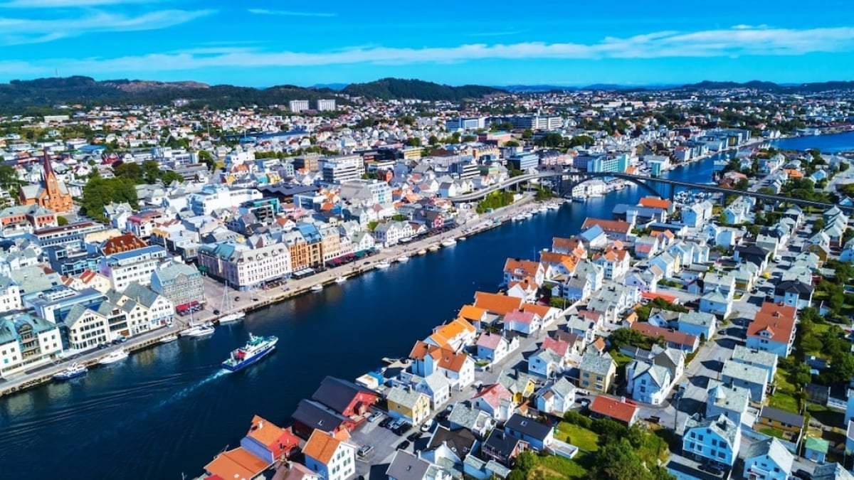 A Quiet Port Town That Was Once the Center of Ancient Norway: Introducing Haugesund!