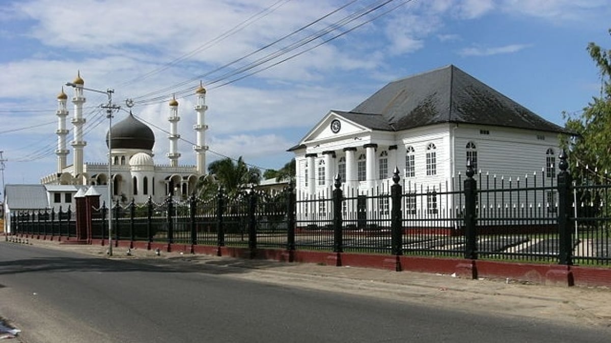 A Beautiful World Heritage City Where Diverse Cultures Blend! The Historic Inner City of Paramaribo