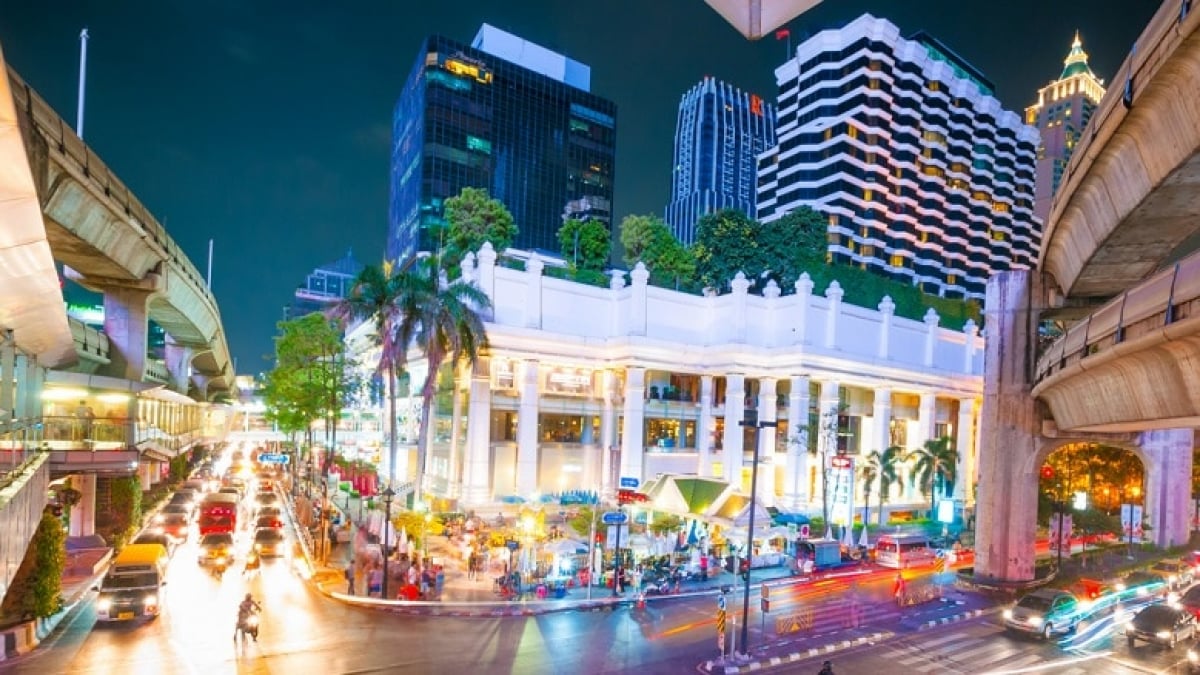 5 Recommended Spots in Silom for Buying Everyday Clothes in Bulk