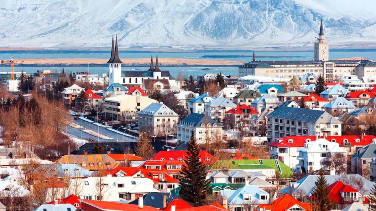 Puffins, Trolls, and Vikings! A Special Feature on Iceland’s Popular Characters and Souvenirs!