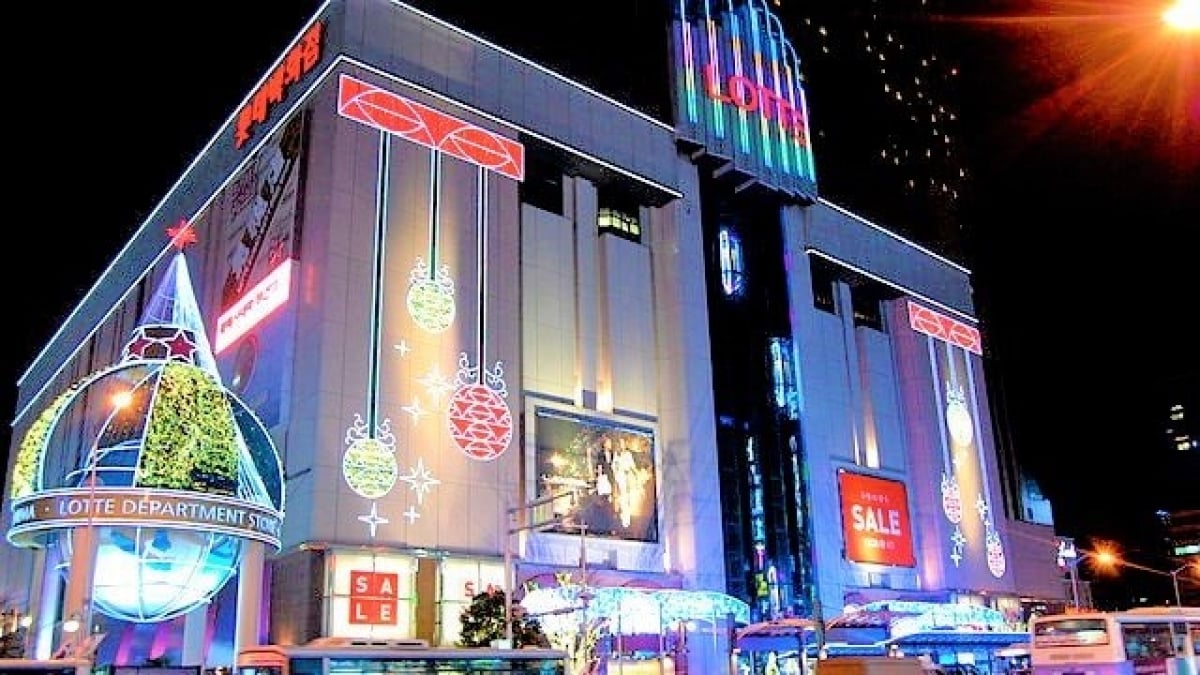 From Brand Names to Souvenirs – Enjoy Shopping at Lotte Duty Free Busan Store!
