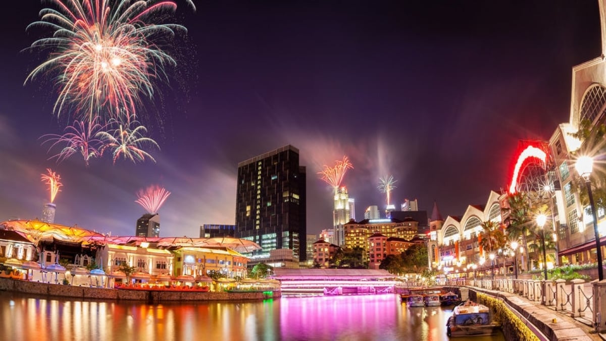 Enjoy Singapore’s Nightlife Here! 4 Must-Visit Night Spots in Clarke Quay