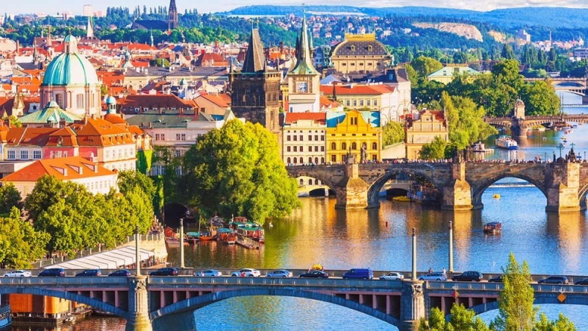 You Can’t Go Home Without Buying This! The Definitive List of Souvenirs from the Fairytale Land of the Czech Republic