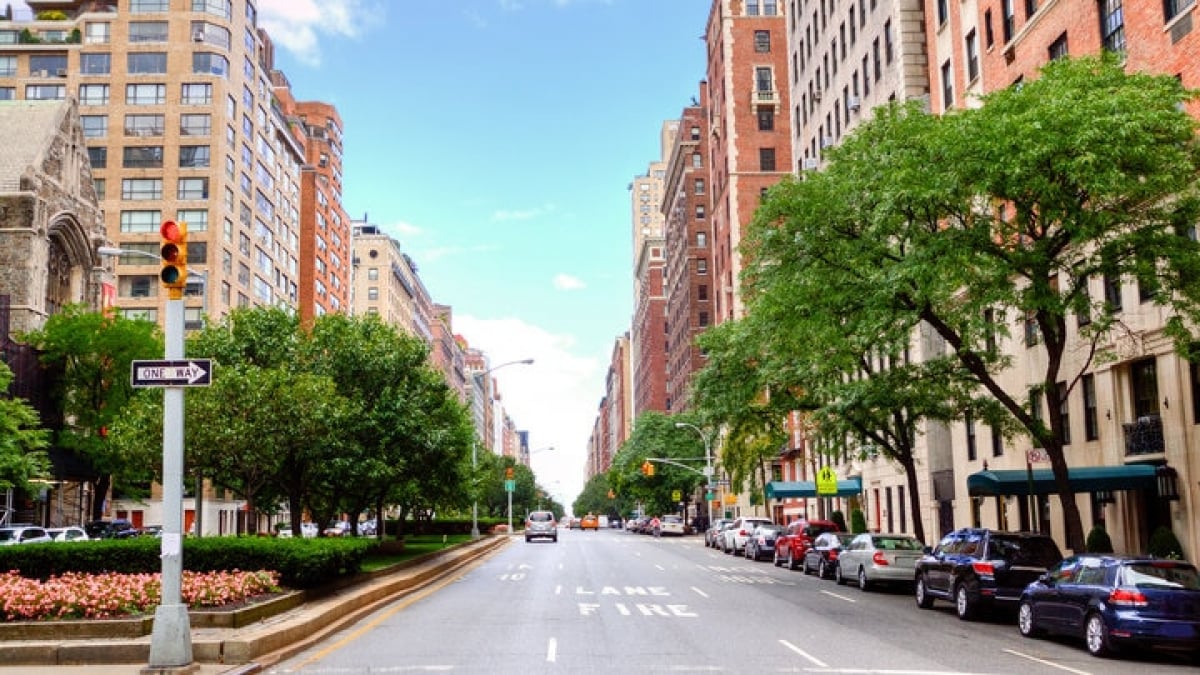 Let’s visit the luxurious residential area of Manhattan—the Upper East Side!
